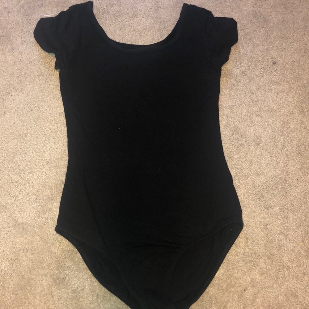 T-shirt style black leotard